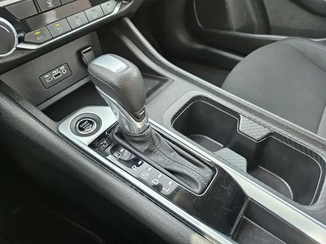 2023 Nissan Sentra SV Xtronic CVT