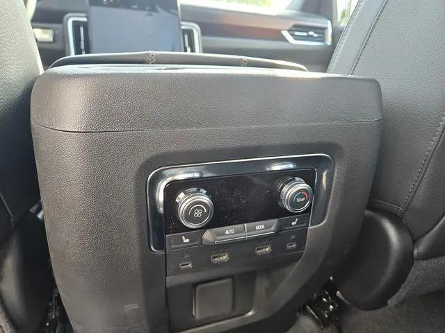2026 GMC Yukon XL 4WD Denali
