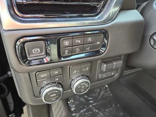 2026 GMC Yukon XL 4WD Denali