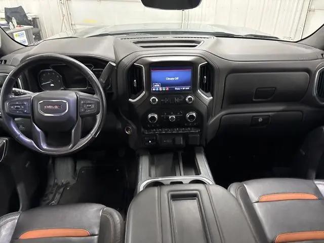 2022 GMC Sierra 1500 Limited 4WD Crew Cab Standard Box AT4