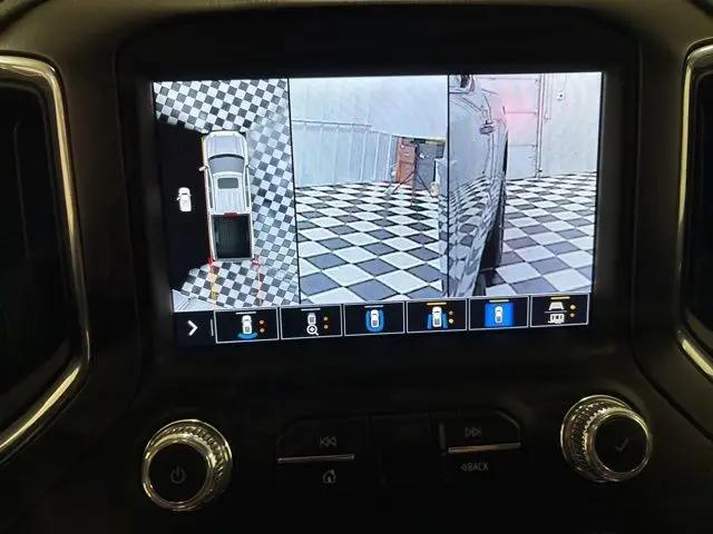2022 GMC Sierra 1500 Limited 4WD Crew Cab Standard Box AT4