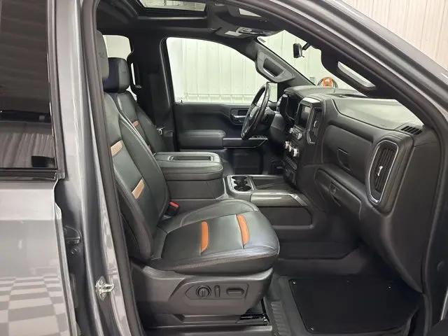 2022 GMC Sierra 1500 Limited 4WD Crew Cab Standard Box AT4