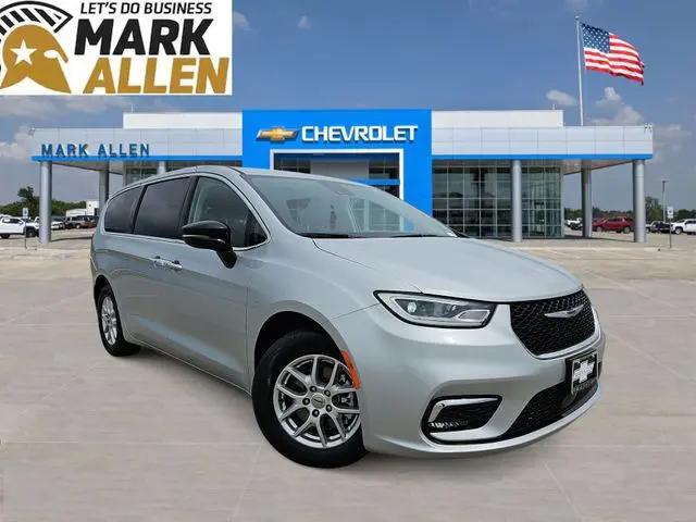 2024 Chrysler Pacifica Touring L for sale in Glenpool, OK