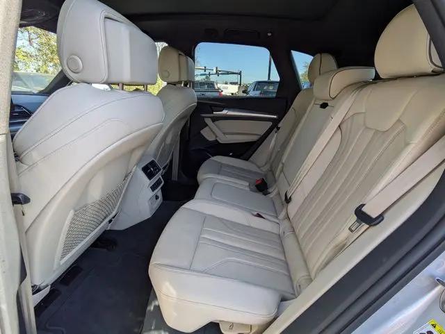 2025 Audi Q5 Premium 45 TFSI S line quattro