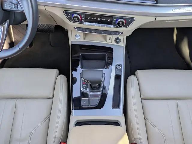 2025 Audi Q5 Premium 45 TFSI S line quattro