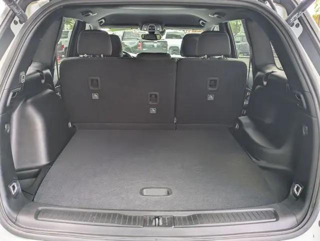 2024 Jeep Grand Cherokee Laredo 4x4
