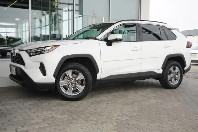 2023 Toyota RAV4 Hybrid LE