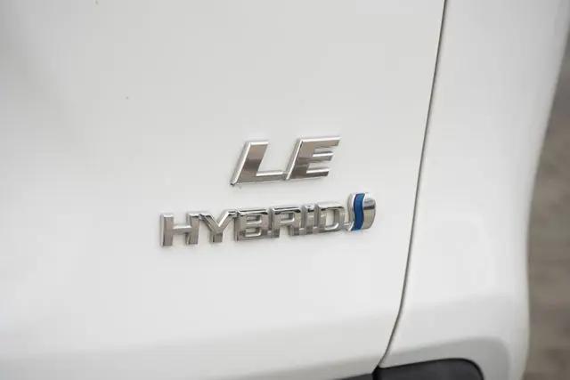 2023 Toyota RAV4 Hybrid LE