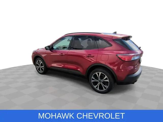 2021 Ford Escape SE