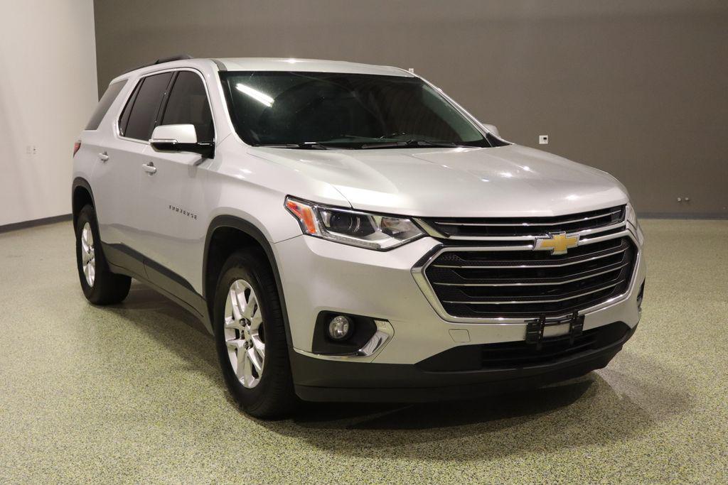 Silver Ice Metallic 2019 Chevrolet Traverse LT Cloth FWD SUV / Crossover Front-Wheel Drive 9-Speed Automatic