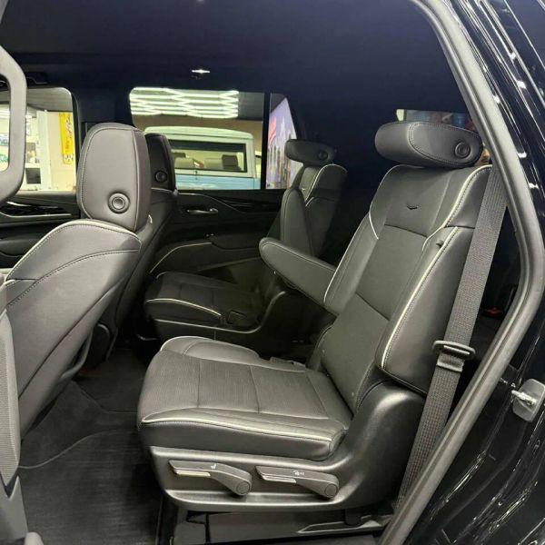 2023 Cadillac Escalade 4WD Sport