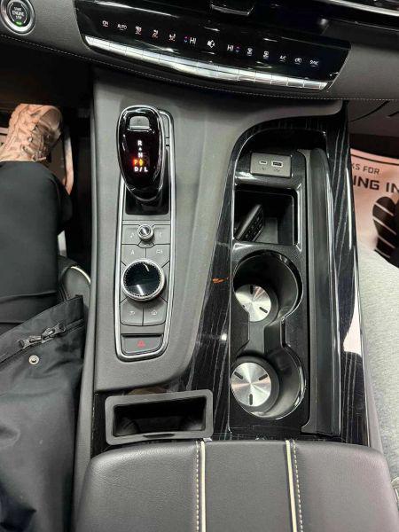 2023 Cadillac Escalade 4WD Sport