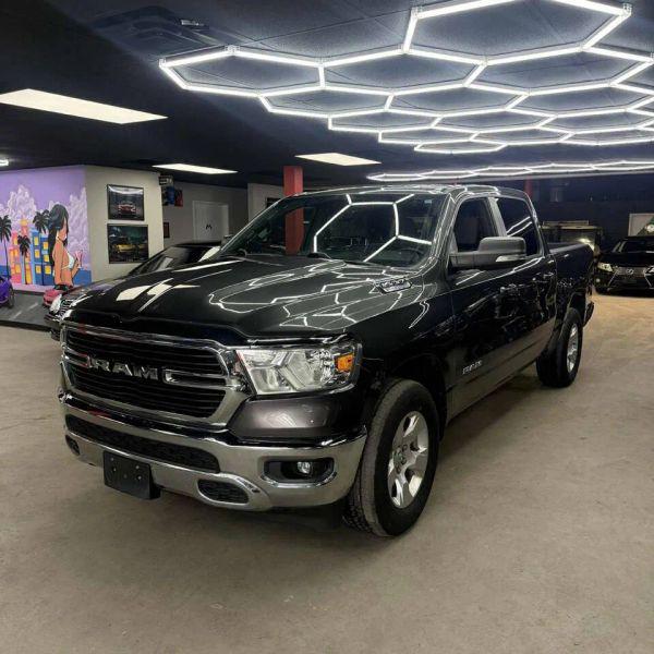 2021 Ram 1500 Big Horn Crew Cab 4x4 5'7" Box for sale in Shelby Township, MI
