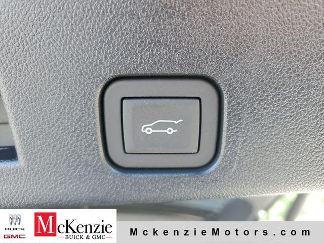 2026 GMC Acadia Denali FWD