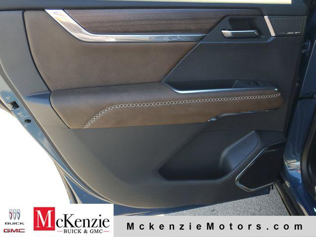2026 GMC Acadia Denali Ultimate FWD