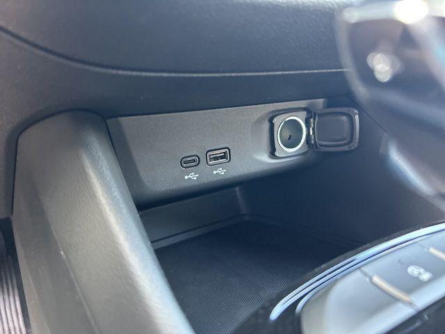 2026 Buick NV Sport Touring FWD
