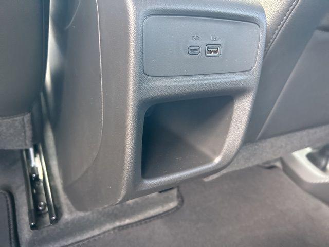 2026 Buick NV Sport Touring FWD