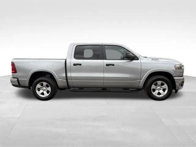 2025 Ram 1500 Big Horn Crew Cab 4x4 5'7" Box