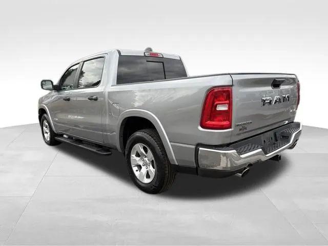 2025 Ram 1500 Big Horn Crew Cab 4x4 5'7" Box