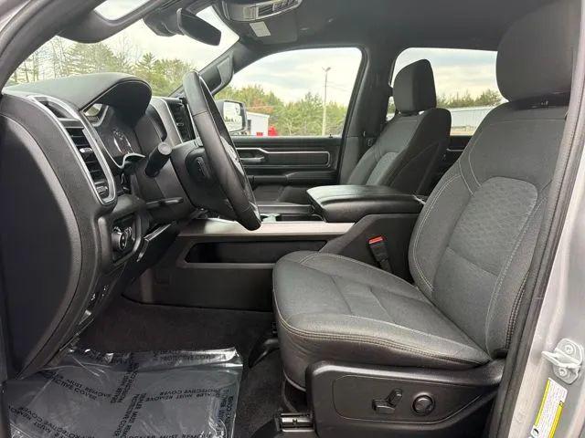 2025 Ram 1500 Big Horn Crew Cab 4x4 5'7" Box