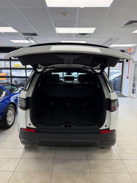 2022 Land Rover Discovery Sport SE