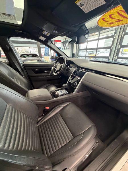 2022 Land Rover Discovery Sport SE