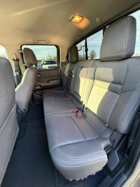 2022 Nissan Frontier Crew Cab SV 4x4