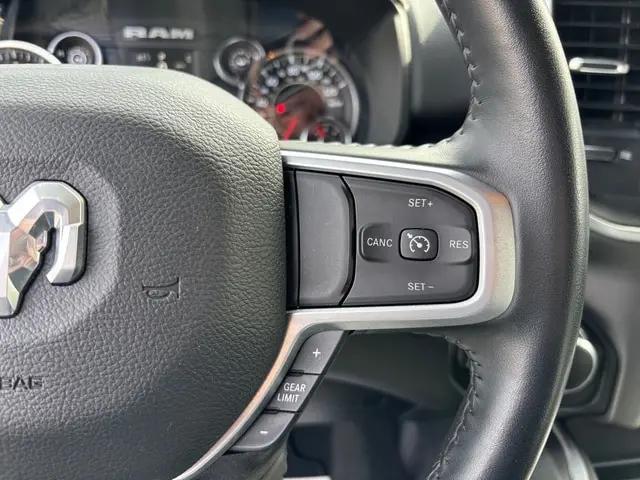 2023 Ram 1500 Big Horn Crew Cab 4x4 5'7" Box