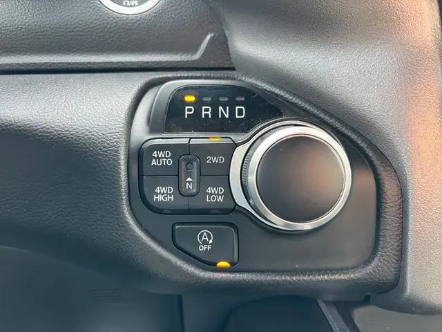 2023 Ram 1500 Big Horn Crew Cab 4x4 5'7" Box