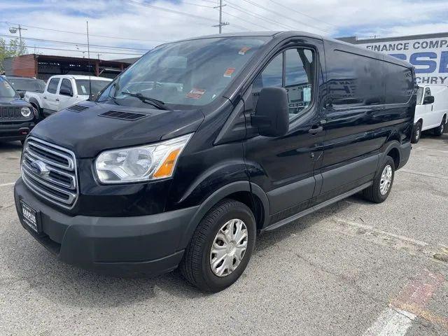 2018 Ford Transit w/Sliding Side Door w/RWB