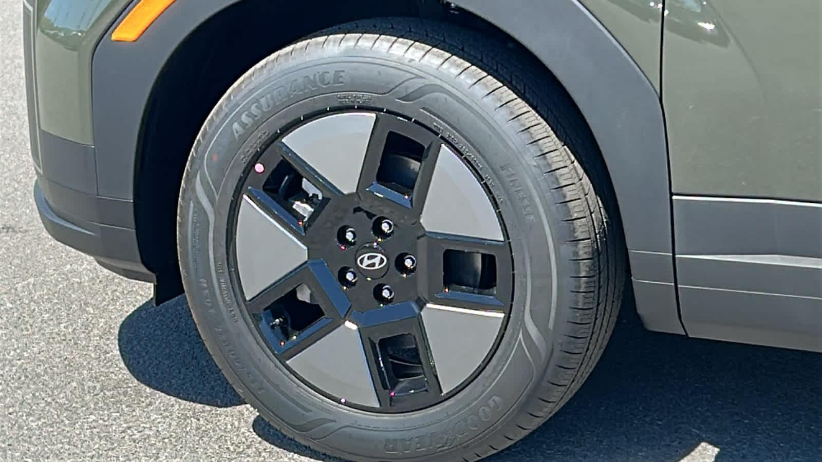 New 2026 Rockwood Green Hyundai SEL image 39