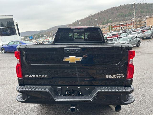 2024 Chevrolet Silverado 2500HD 4WD Crew Cab Standard Bed High Country