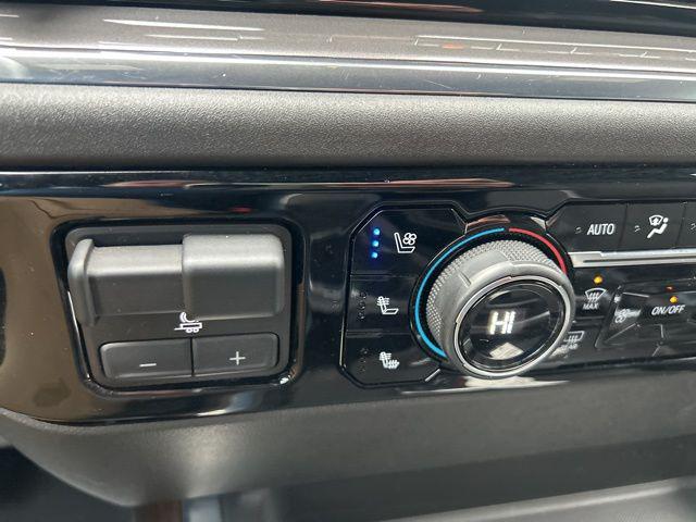 2024 Chevrolet Silverado 2500HD 4WD Crew Cab Standard Bed High Country