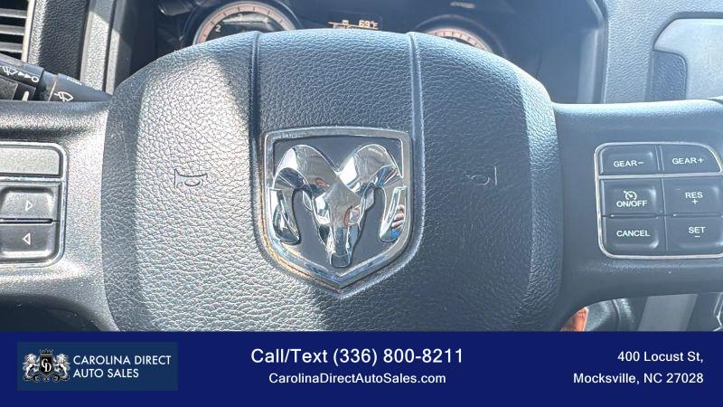 2017 Ram 1500 Express Crew Cab 4x4 5'7" Box