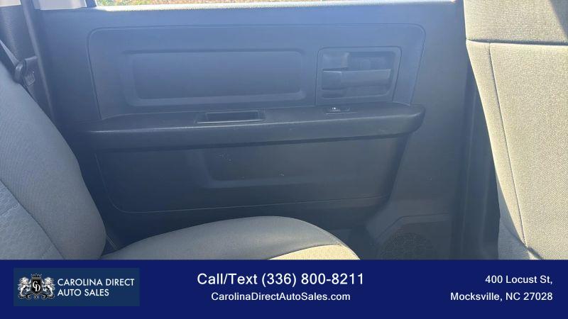 2017 Ram 1500 Express Crew Cab 4x4 5'7" Box
