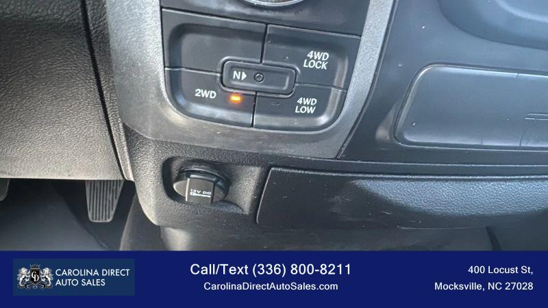 2017 Ram 1500 Express Crew Cab 4x4 5'7" Box