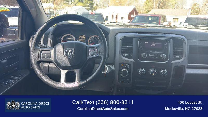 2017 Ram 1500 Express Crew Cab 4x4 5'7" Box