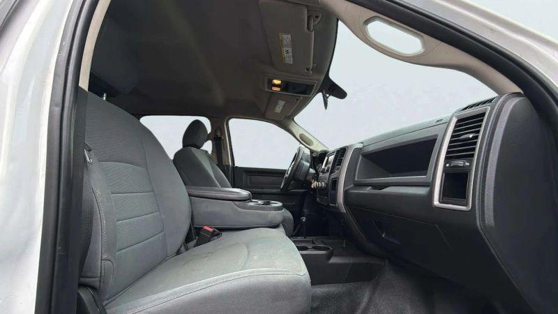 2017 Ram 2500 Tradesman Crew Cab 4x4 8' Box