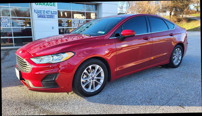 2020 Ford Fusion SE