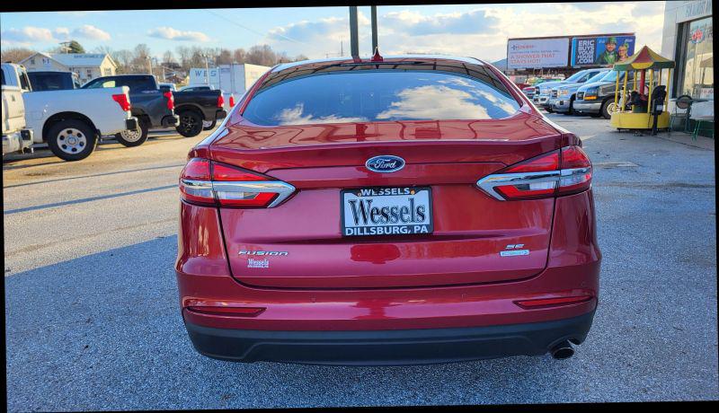 2020 Ford Fusion SE