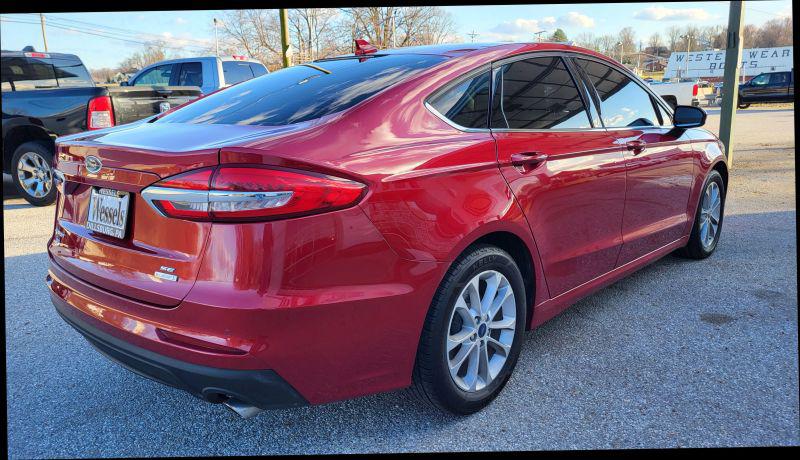 2020 Ford Fusion SE