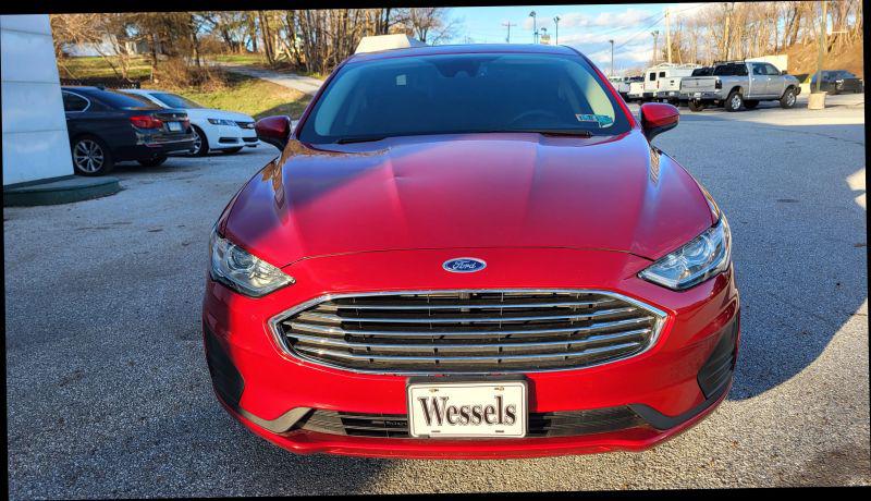 2020 Ford Fusion SE