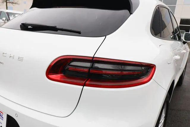 2018 Porsche Macan Sport Edition