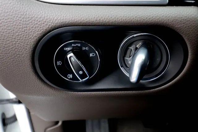 2018 Porsche Macan Sport Edition