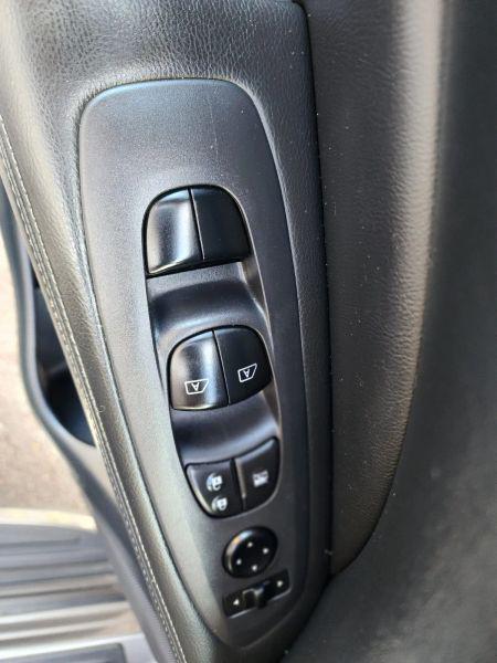 2020 Nissan Pathfinder SV 2WD