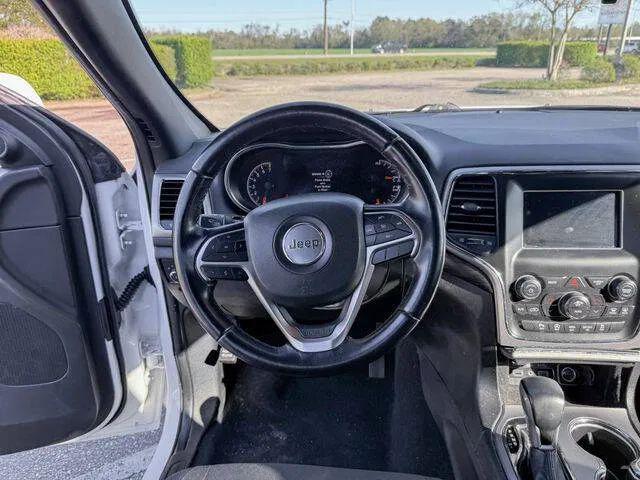 2021 Jeep Grand Cherokee Laredo E 4x2