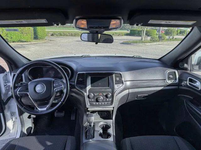 2021 Jeep Grand Cherokee Laredo E 4x2
