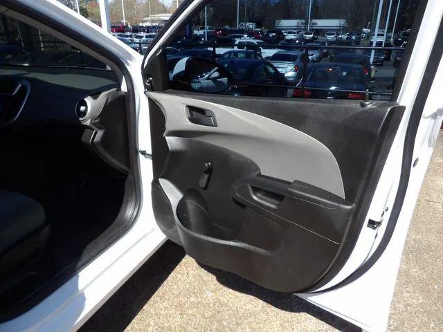 2017 Chevrolet Sonic LS Auto