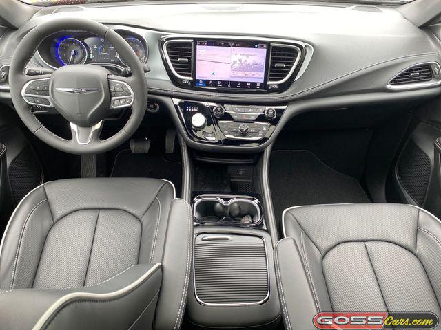 2026 Chrysler Pacifica Limited AWD
