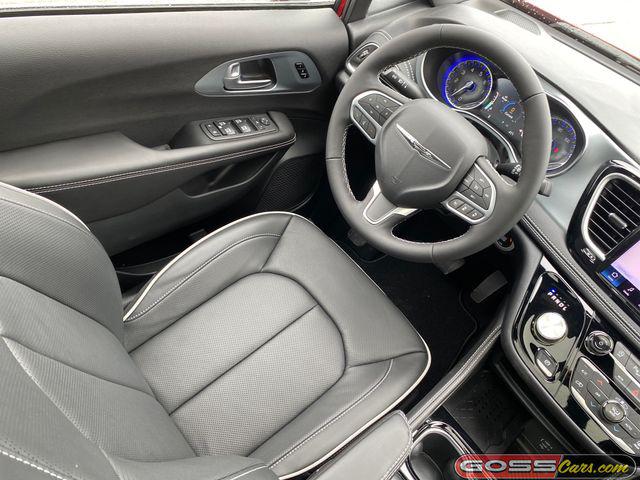 2026 Chrysler Pacifica Limited AWD